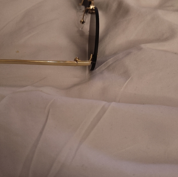 New Oval Black & Gold Sunglasses F Letter Rhinestone Detail Designer Inspired FF - Picture 6 of 9